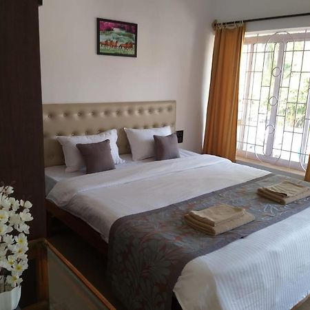 Oasis Beach Resort Агонда Экстерьер фото