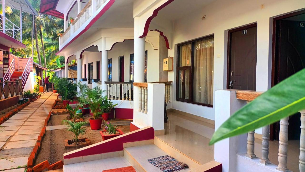Oasis Beach Resort Агонда Экстерьер фото